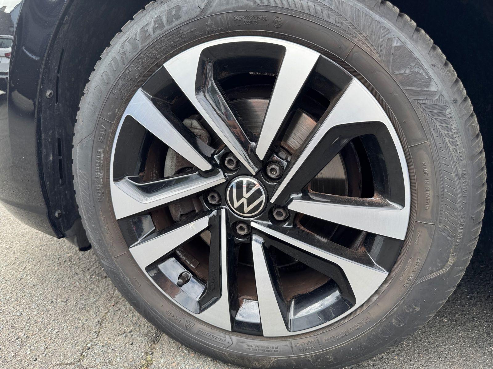 Volkswagen Golf VIII Life "United" 1,0TSI, LED, Navi, App C, миниатюра 14