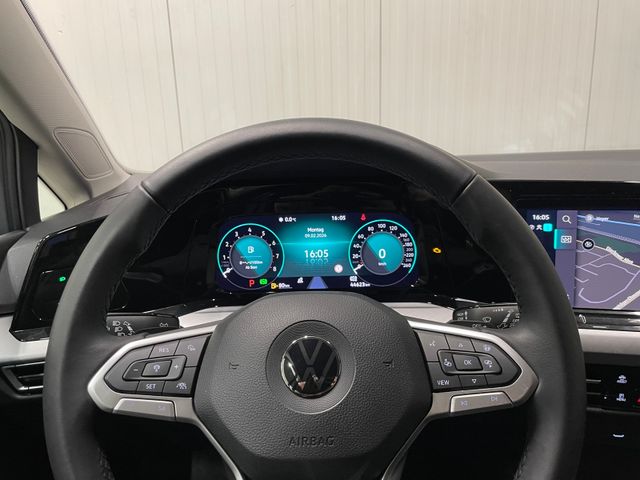 Golf VIII Life 1.0 eTSI DSG RFK NAVI ACC SHZ
