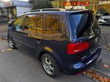 Volkswagen Touran 2.0Tdi Cup Comfortline - Volkswagen Touran mit Diesel-Antrieb: Limousine