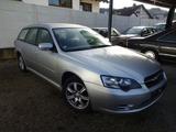 Subaru Legacy Kombi 2.0 - Subaru Legacy aus 2004