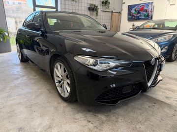Alfa-Romeo Giulia - 3