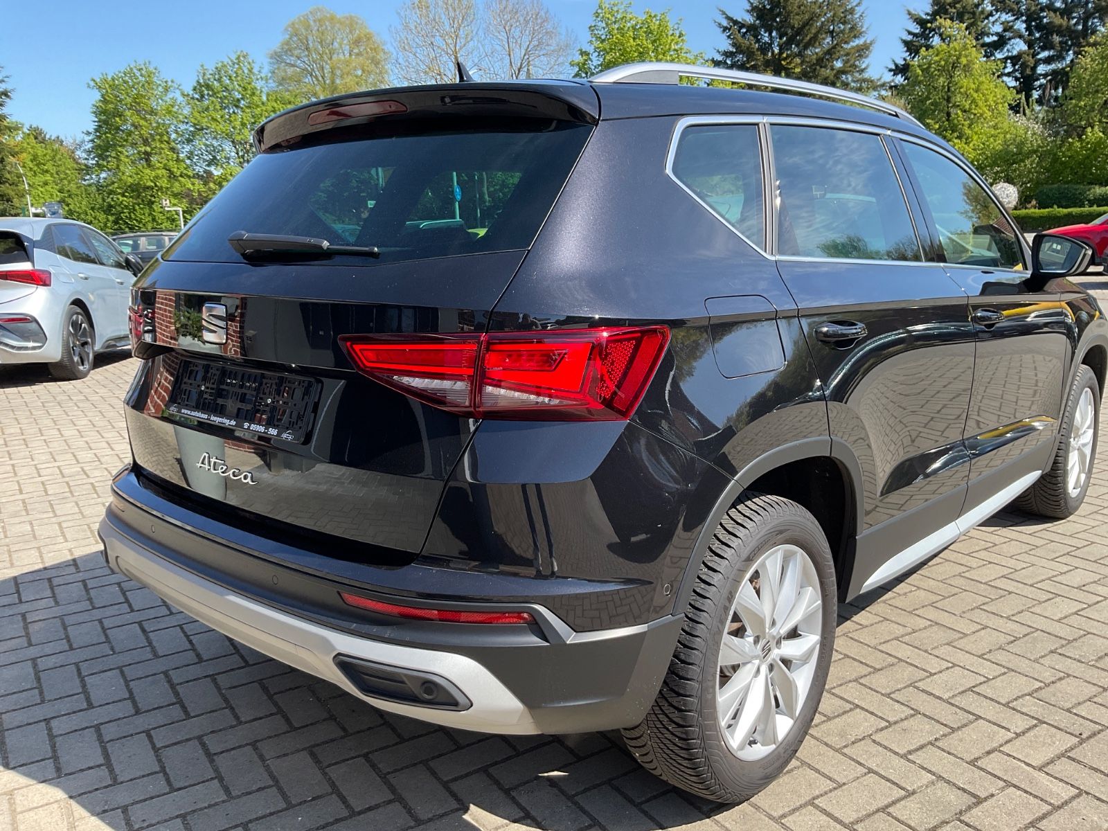 Fahrzeugabbildung SEAT Ateca 1.5 TSI Xperience DSG,Kamera,Navi,LED
