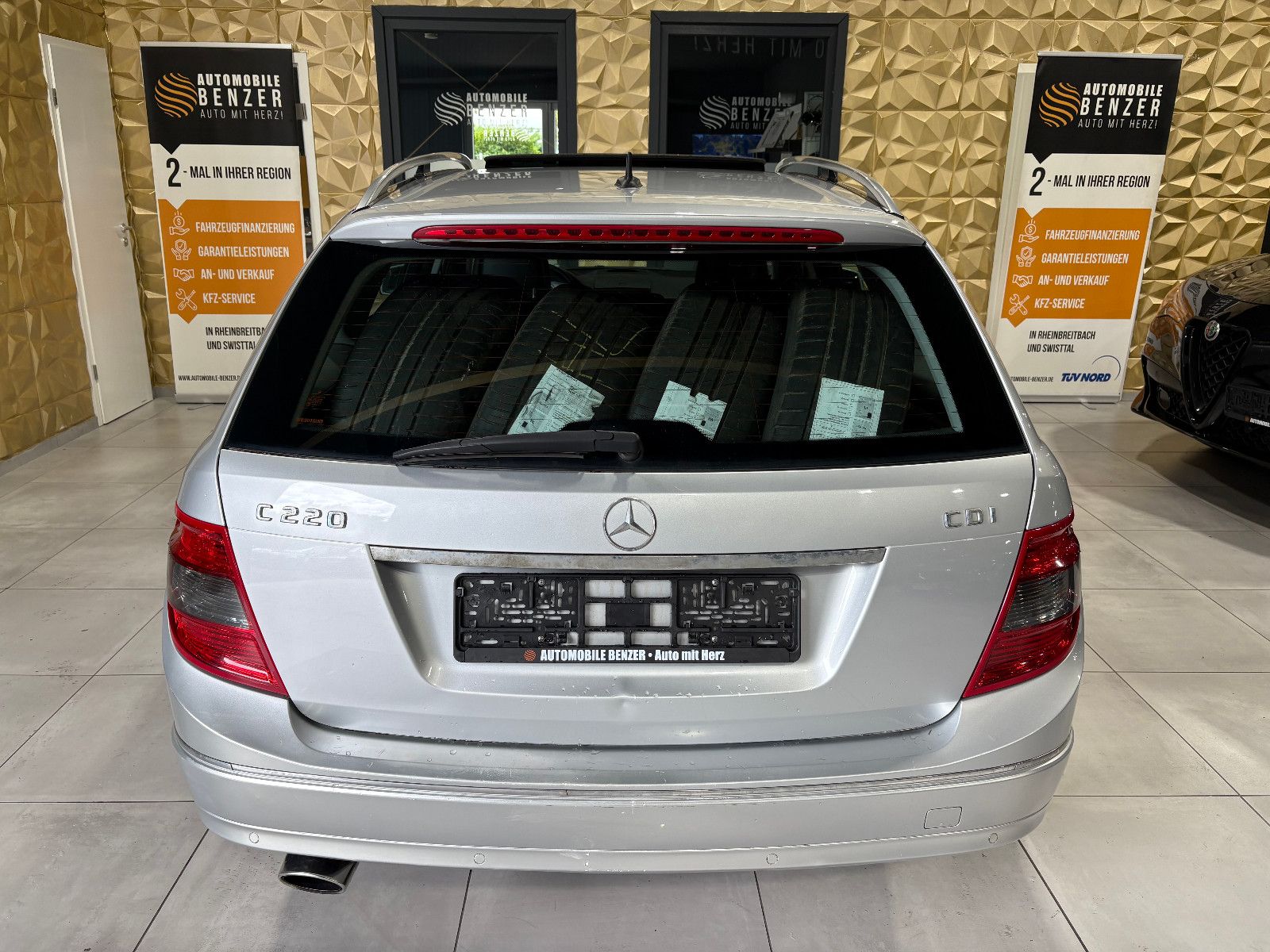 Fahrzeugabbildung Mercedes-Benz C 220 T-Modell T CDI/8-FACH/PANO/SHZ/AUTOMATIK/