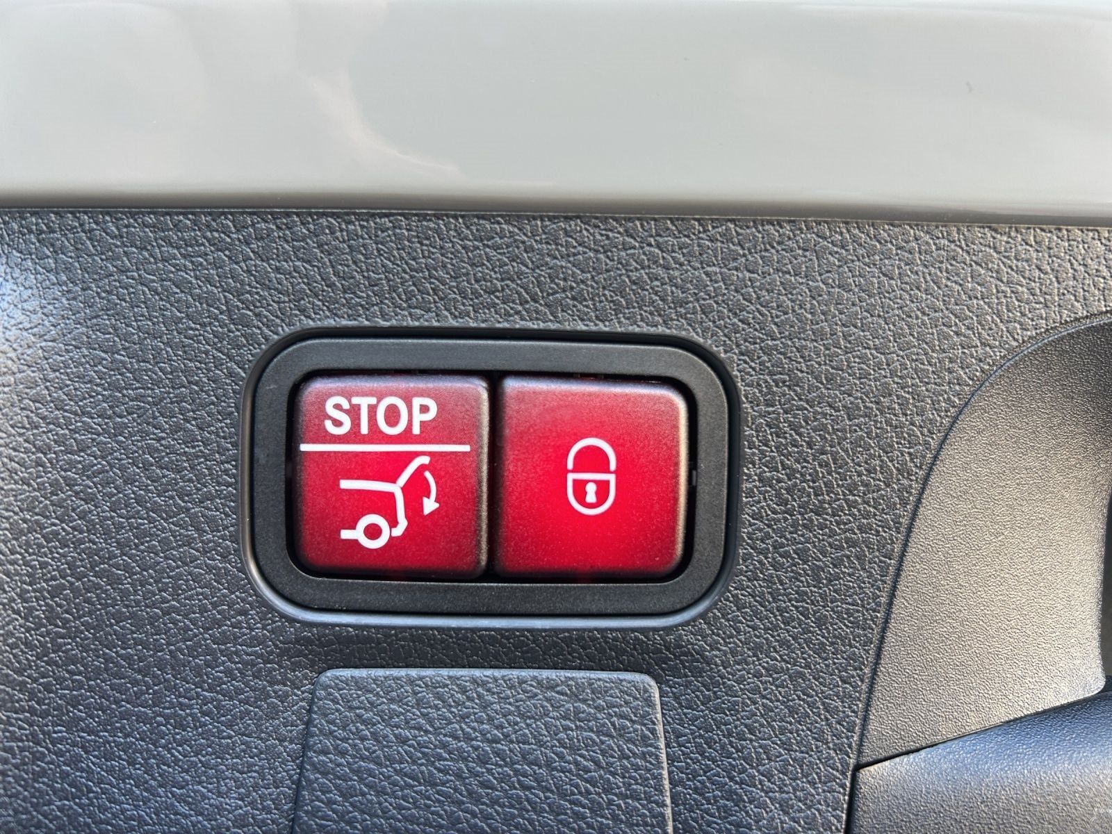 Fahrzeugabbildung Mercedes-Benz CLA 220 d SB AMG Standhzg PANO Distronic 360°