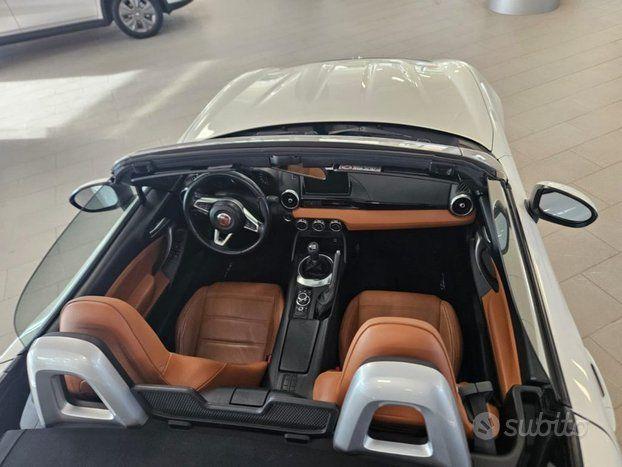 Fiat 124 Spider