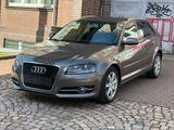 Audi A3 2.0 TDI (DPF) S tronic Automatik - Audi A3 aus 2012 mit Diesel-Antrieb: Kombi