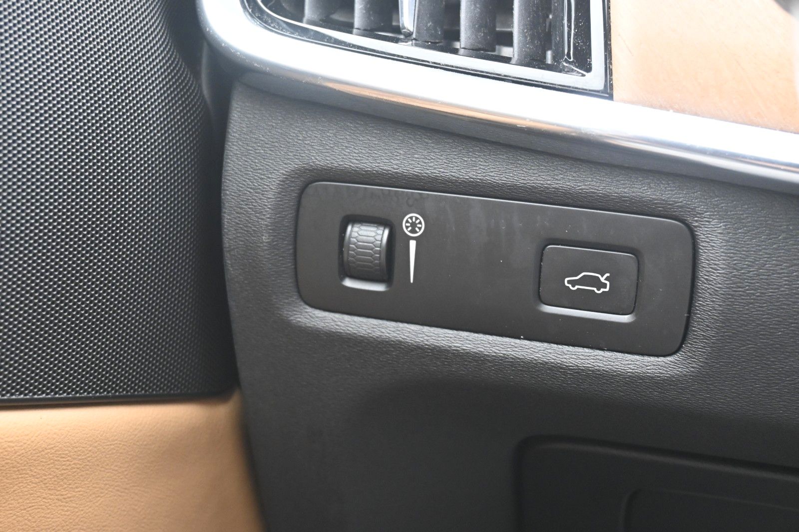 Fahrzeugabbildung Volvo V90 D5 Inscrip* AWD*360°*MASS*LUFT*NAV*MIETKAUF