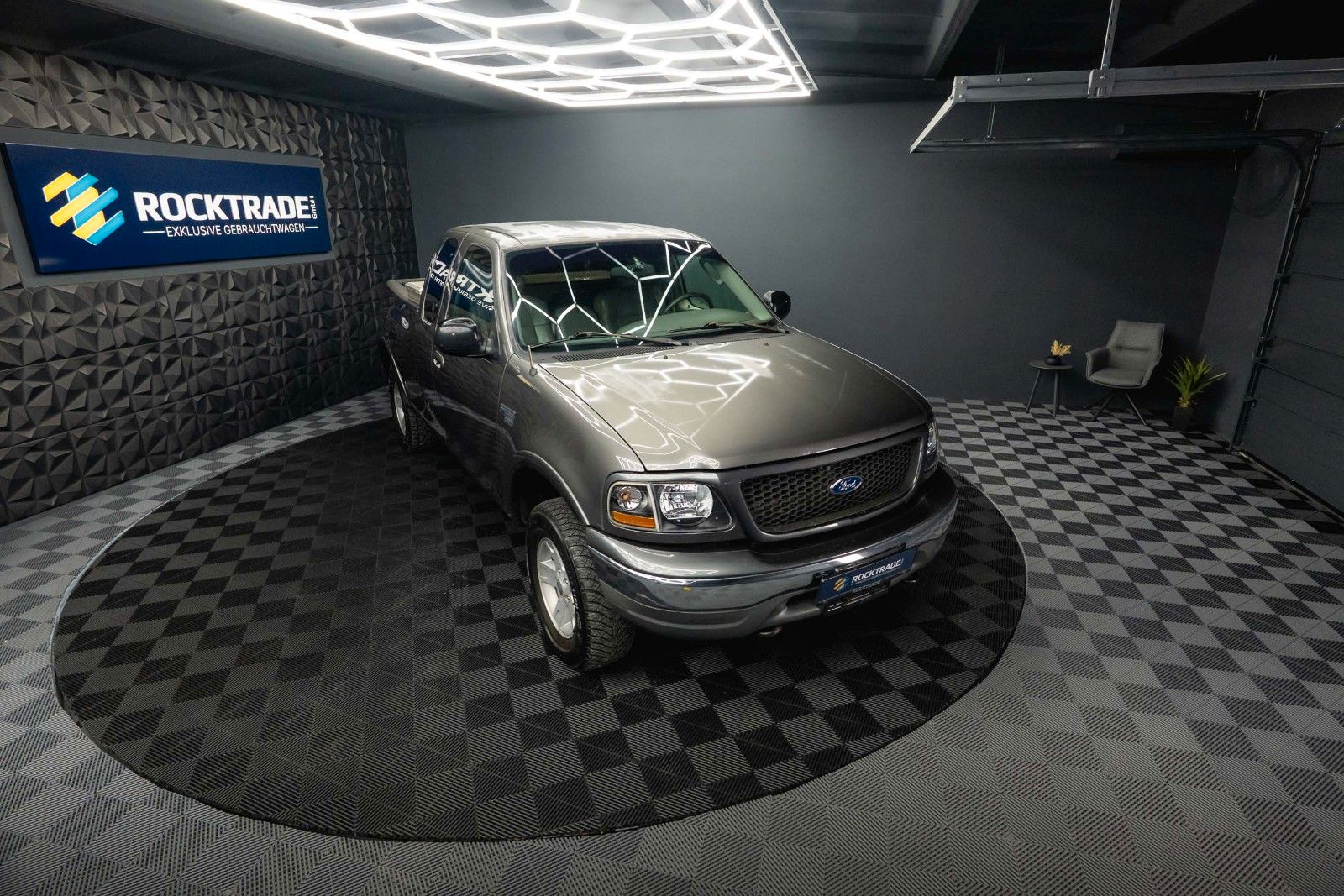 Fahrzeugabbildung Ford F150 5.4L V8 4x4 Triton SuperCab *LKW*AHK 3000kg