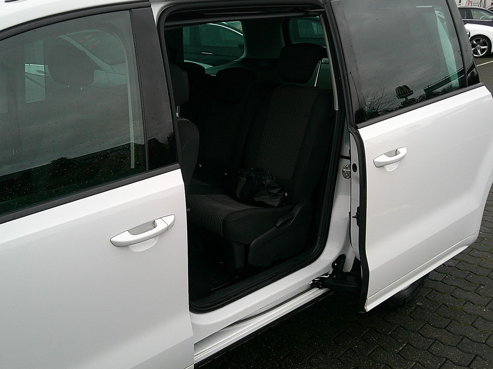 Fahrzeugabbildung SEAT Alhambra Style/1.HAND/KAMERA/KLIMA/NAVI