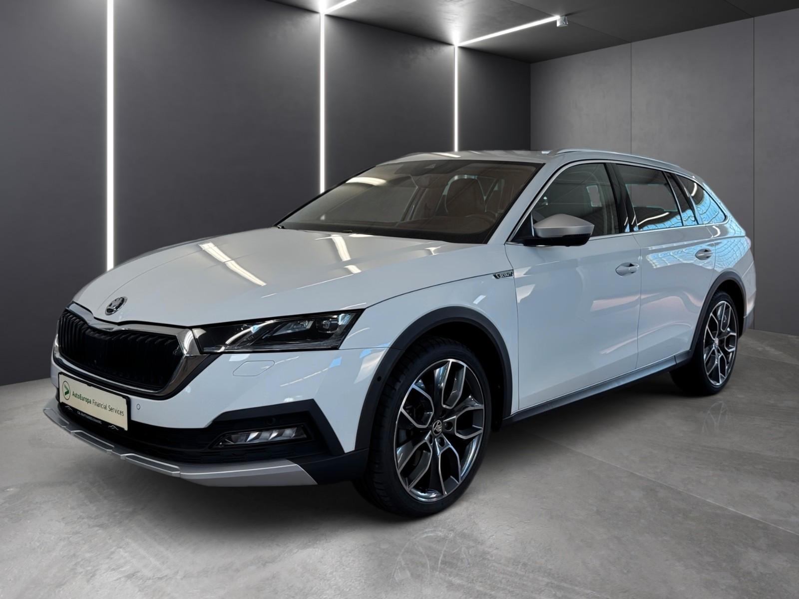 Skoda Octavia Combi Scout 4x4 - AHK, Standheizung,Pano