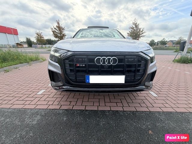 Image of Audi Q8