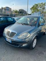Lancia Ypsilon 1.3 Multijet 16V Platino - Lancia Ypsilon mit Diesel-Antrieb: Automatik