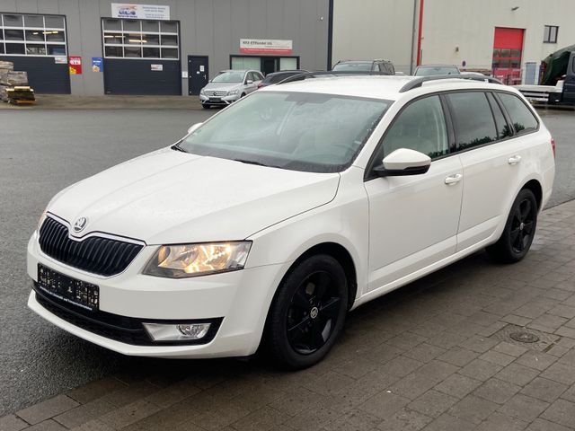 Skoda Octavia Combi Elegance StandH AHK