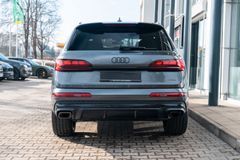 AUDI Q7 TDI / S LINE/ 22"/ ADVANCED/ PANO/ 7 SITZE AUDI Q7 TDI / S LINE/ 22"/ ADVANCED/ PANO/ 7 SITZE