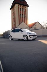 Volkswagen VW Up! 44Kw Move Up! - VW e-up! von privat