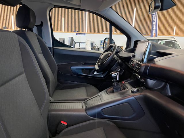 MYAUTOCENTER – Gebraucht- und Jahreswagen mit Werkstattservice in Pfaffenhofen Peugeot Rifter Allure L2*2. Hand*AHK*Klima*Navi*7-Sitzer