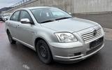 Toyota Avensis Executive 2.0-l-D-CAT Liftback - Toyota Avensis aus 2005 mit Diesel-Antrieb