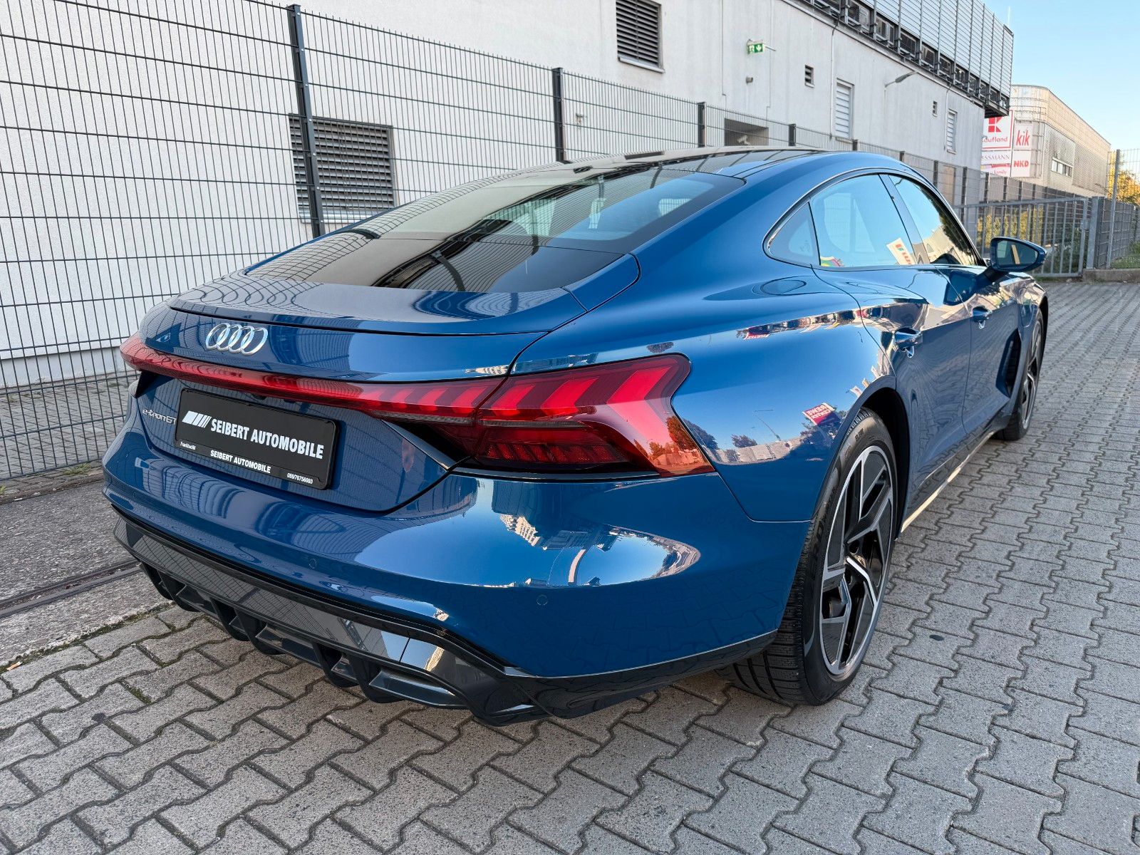 Audi e-tron GT quattro PANO ACC RFK B&O MATRIX LUFT foto 3