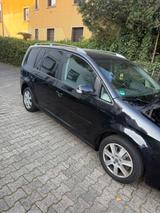 Volkswagen Touran - Volkswagen Touran mit Diesel-Antrieb: Kleinwagen, Schaltgetriebe