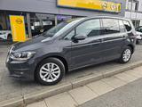 Volkswagen Touran Comfortline PANO +2 JAHRE GARANTIE+ - VW Touran Gebrauchtwagen in Köln