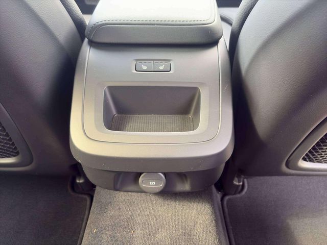 Volvo V60 Plus Dark B4 Mild-Hybrid Benzin*Head-Up*360 