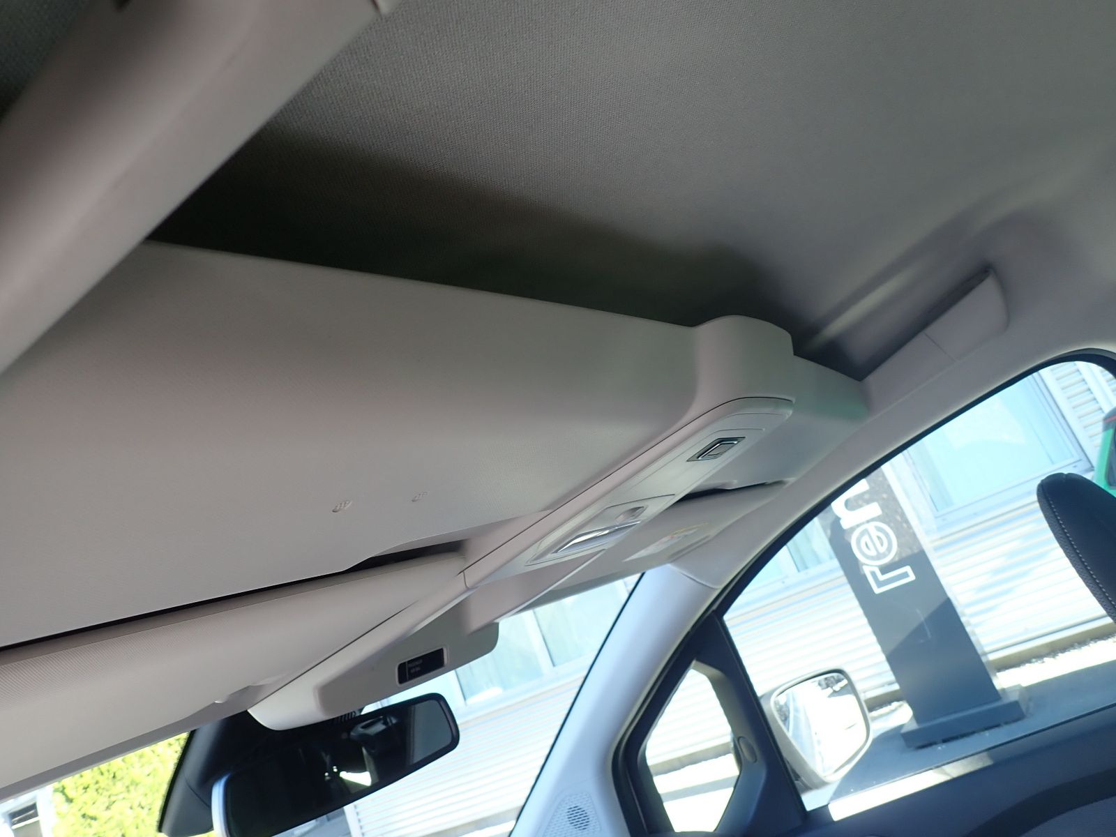 Fahrzeugabbildung Renault Kangoo PKW Techno TCe 130 EDC (L2) 7 Sitze