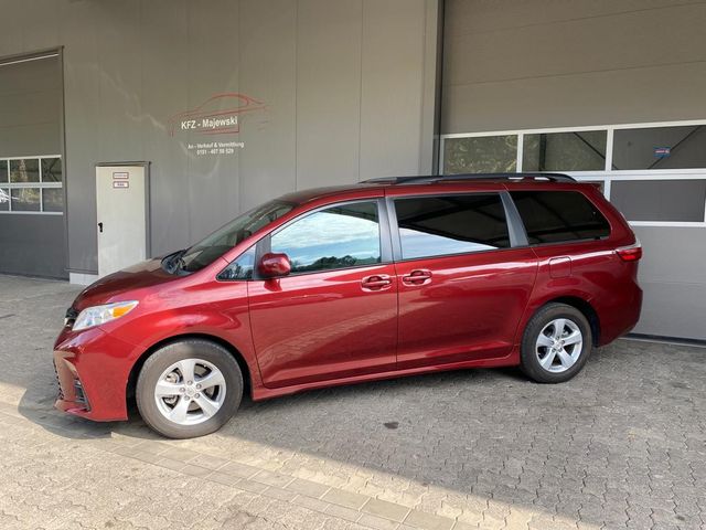 Toyota Sienna 3.5 /8-Sitzer / Rückfahrkamera