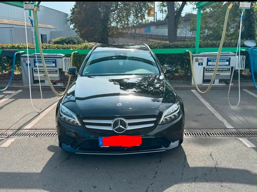 Image of Mercedes-Benz C 220