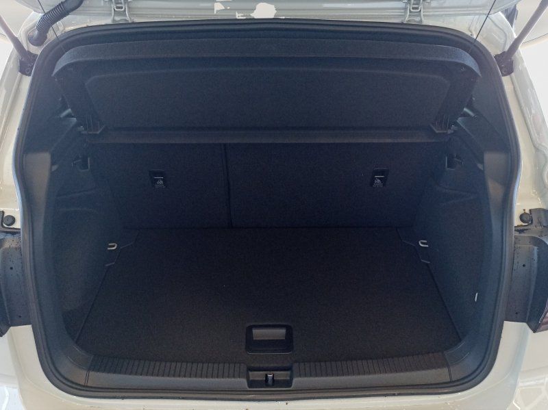 Fahrzeugabbildung Volkswagen T-Cross 1.5 TSI R-Line DSG  AHK+ACC+NAVI+MATRIX-