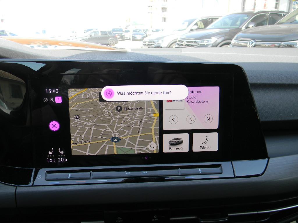 Volkswagen Golf VIII Lim. Style 1,5 TSI 6 GANG KAMERA, миниатюра 21