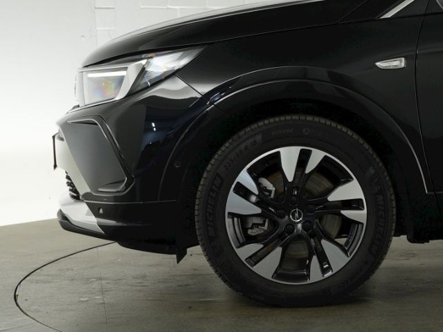 Grandland ELEGANCE PHEV AT+NAVI+RÜCKFAHRKAMERA+S
