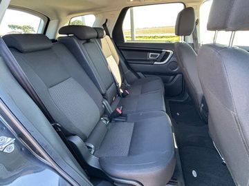 Land-Rover Discovery Sport - 12