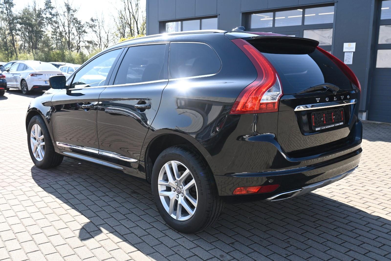 Volvo XC60 D4 FWD Autom. Summum*STDHZG*RFK*