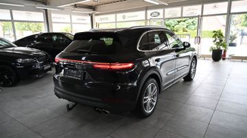Porsche Cayenne - 6