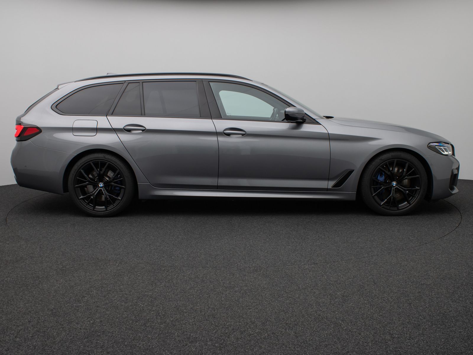 Fahrzeugabbildung BMW 540d xD M SportPro Kamera Laser HUD DAB HiFi 19"