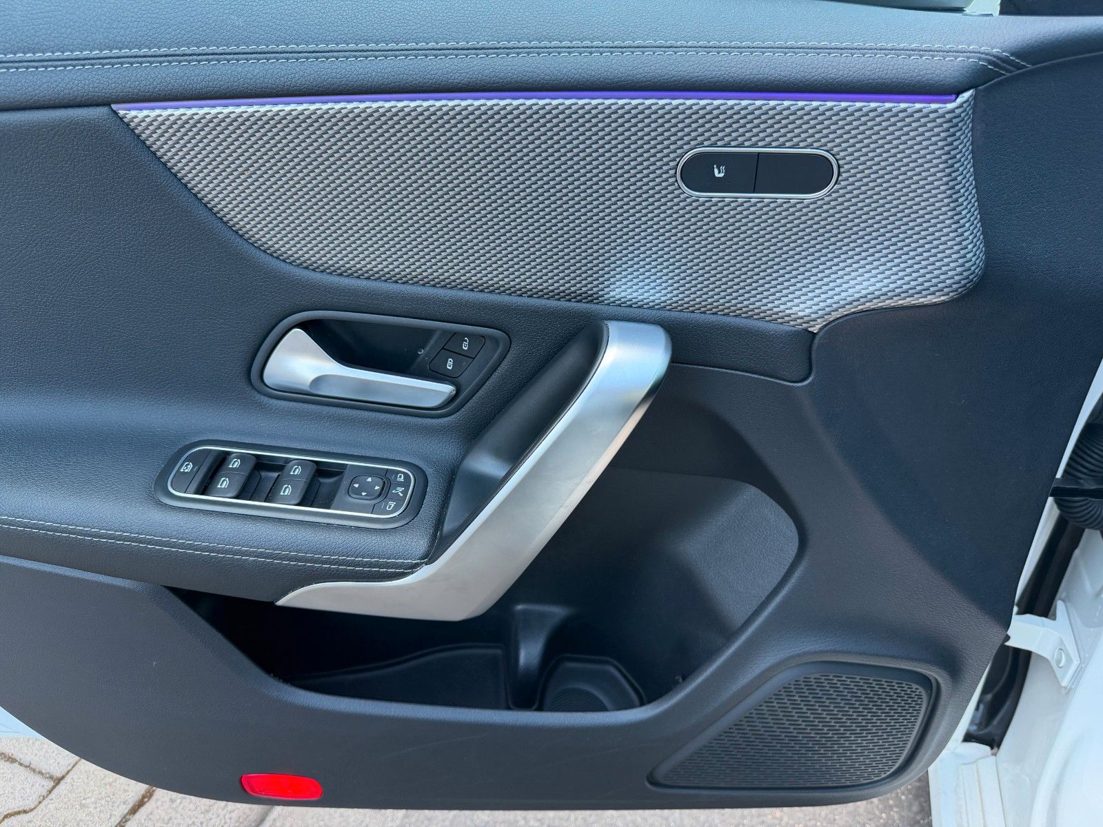 Fahrzeugabbildung Mercedes-Benz CLA 200 Shooting Brake