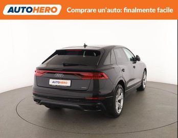 Audi Q8 - 5