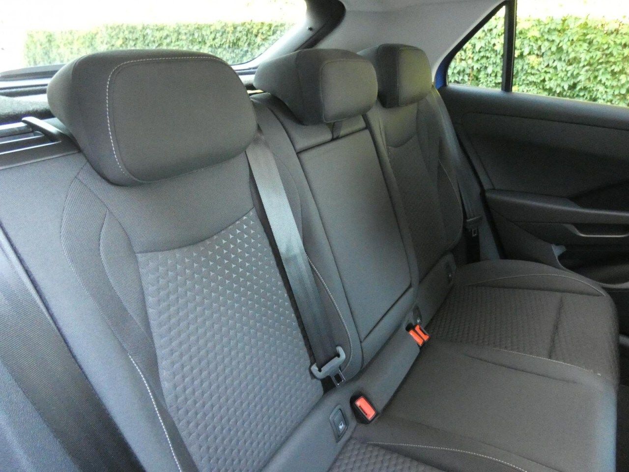 Volkswagen T-Roc Life T-Roc 1.5 eTSI DSG Life LED Navi SHZ foto 5