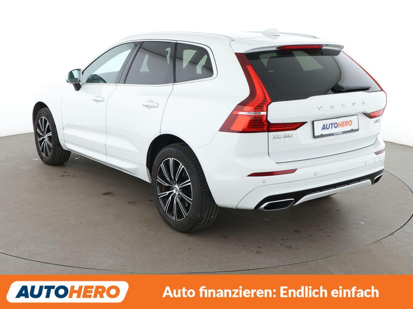 Volvo XC60 2.0 D4 R Design AWD Aut.*NAVI*LED*TEMPO*PDC