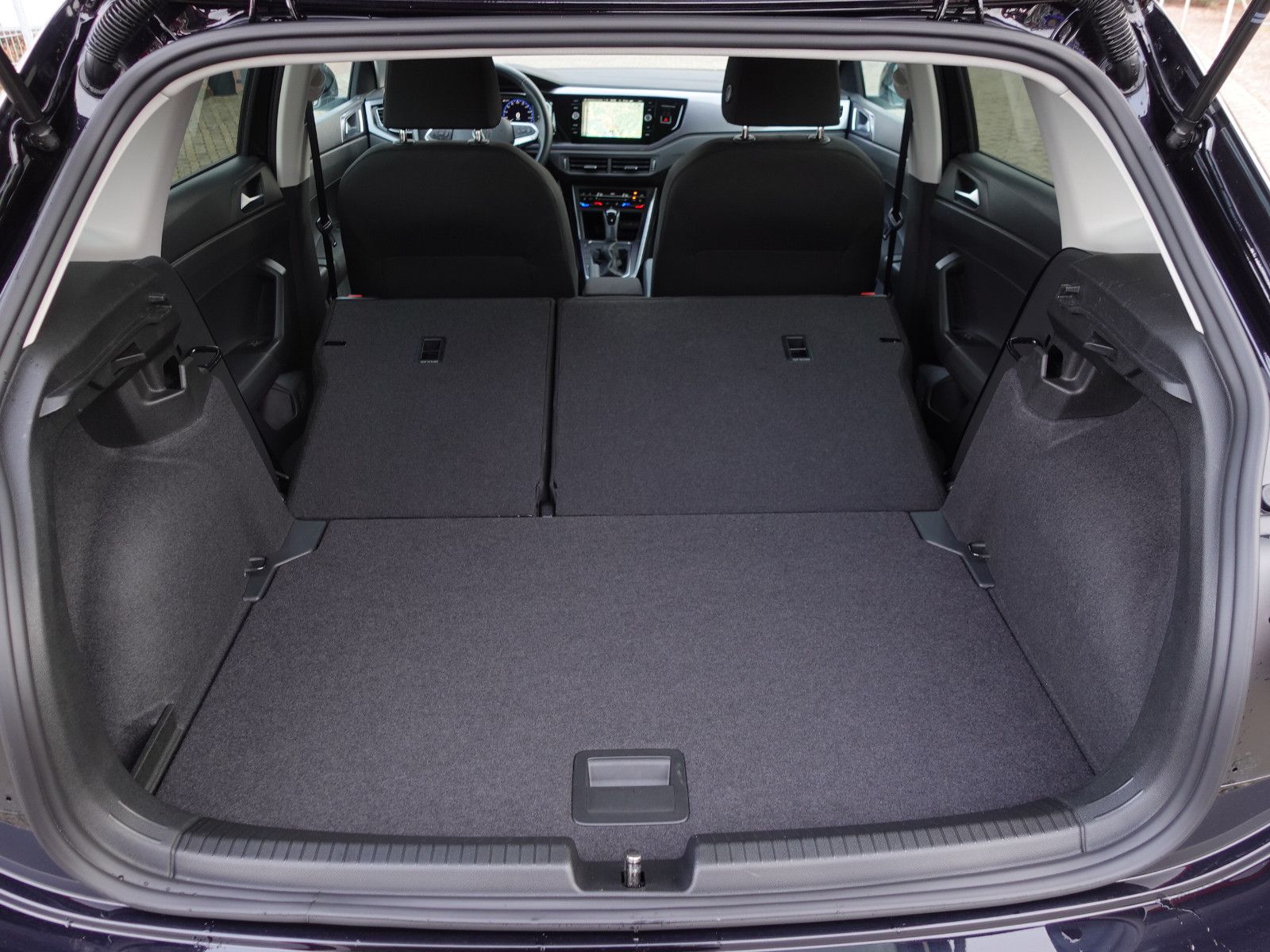 Fahrzeugabbildung Volkswagen Polo 1.0 TSI DSG Style Matrix Travel-Assist