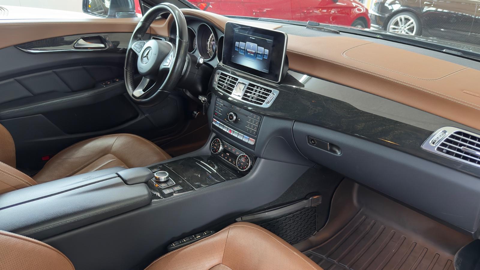 Mercedes-Benz CLS 500 Shooting Brake 4Matic*AMG* H&K
