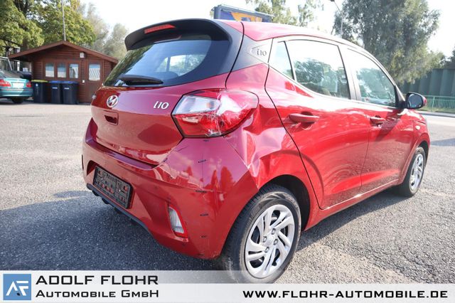 Hyundai i10 1.0i Select Klima. PDC. SHZ. Tempomat.