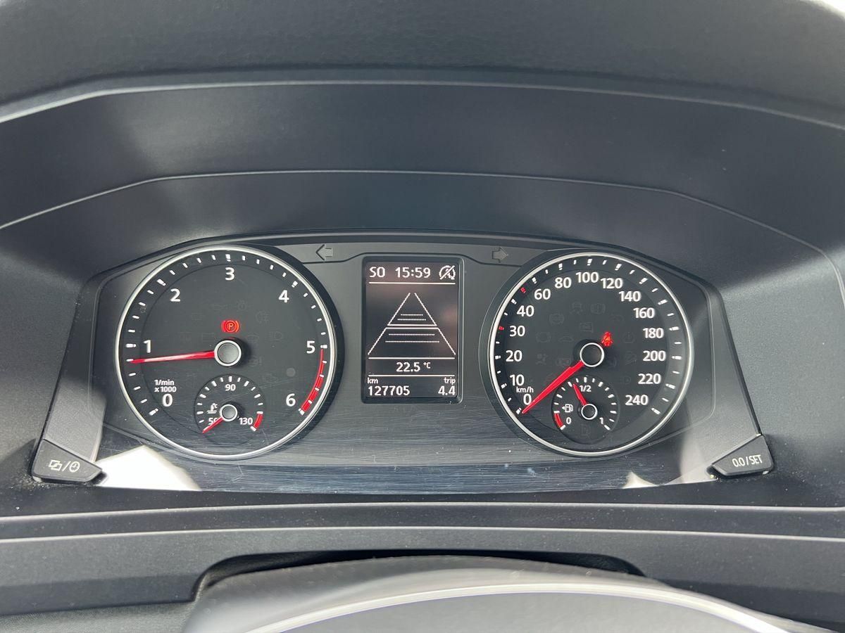 T6 Transporter Kasten 2.0 TDI RFK ACC NAV LED ST