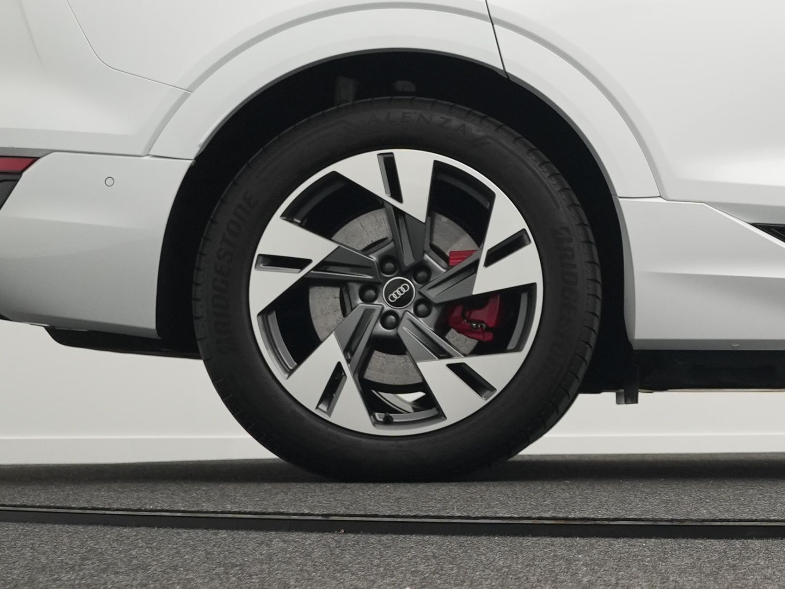 Audi Q8 e-tron - Bild 49