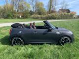 MINI Cabrio Cooper S ... ein Traum auf vier Rädern - MINI Cooper S Cabrio mit Benzin-Antrieb: Kleinwagen, Schaltgetriebe