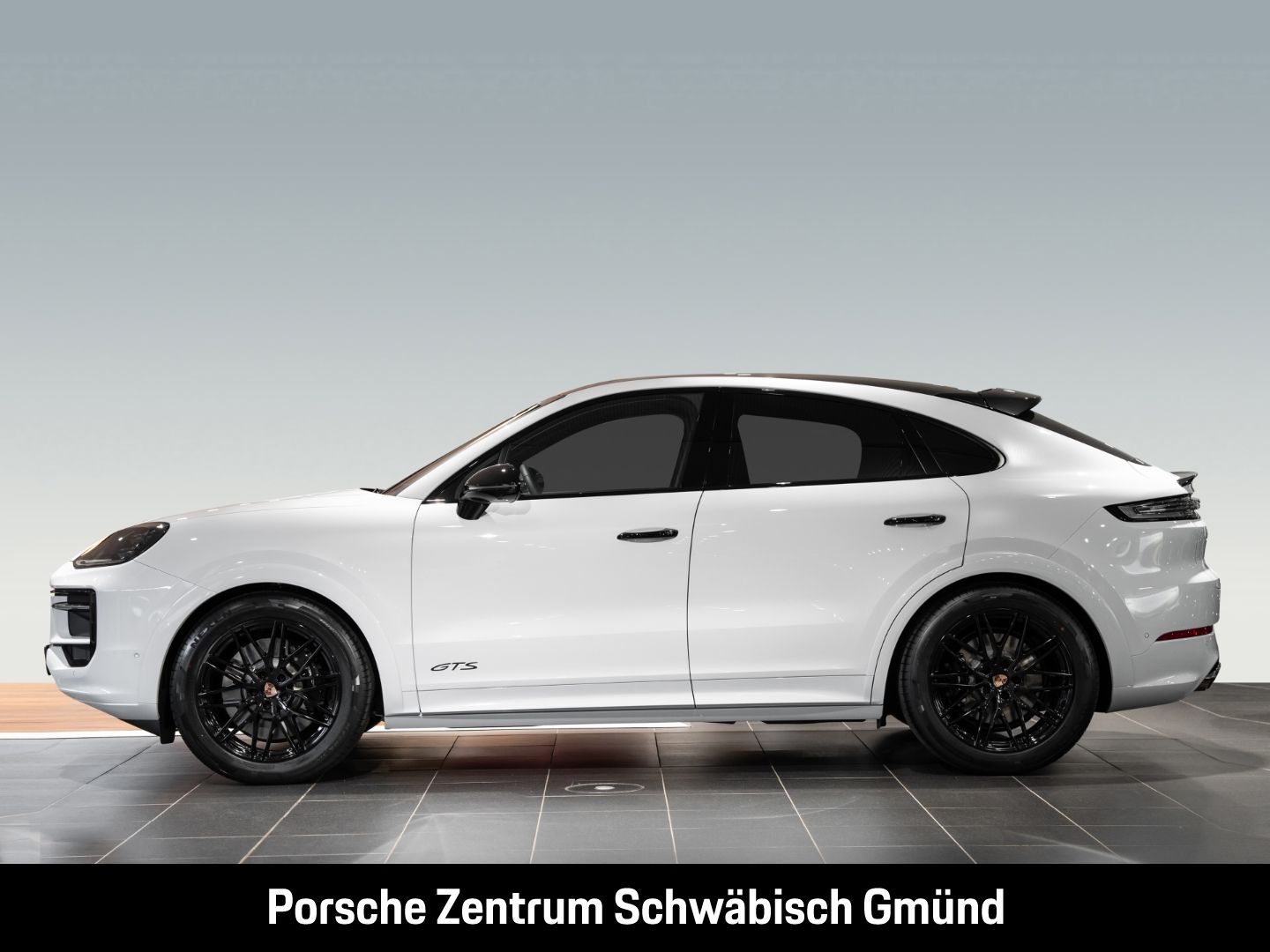 Porsche Cayenne GTS Coupe HA-Lenkung InnoDrive Head-Up foto 2