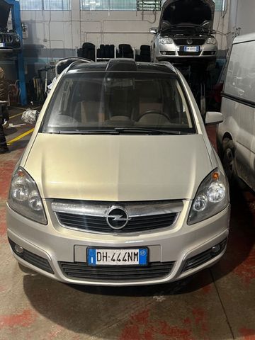 Opel Zafira 1.9 CDTI 120CV Cosmo 7 posti