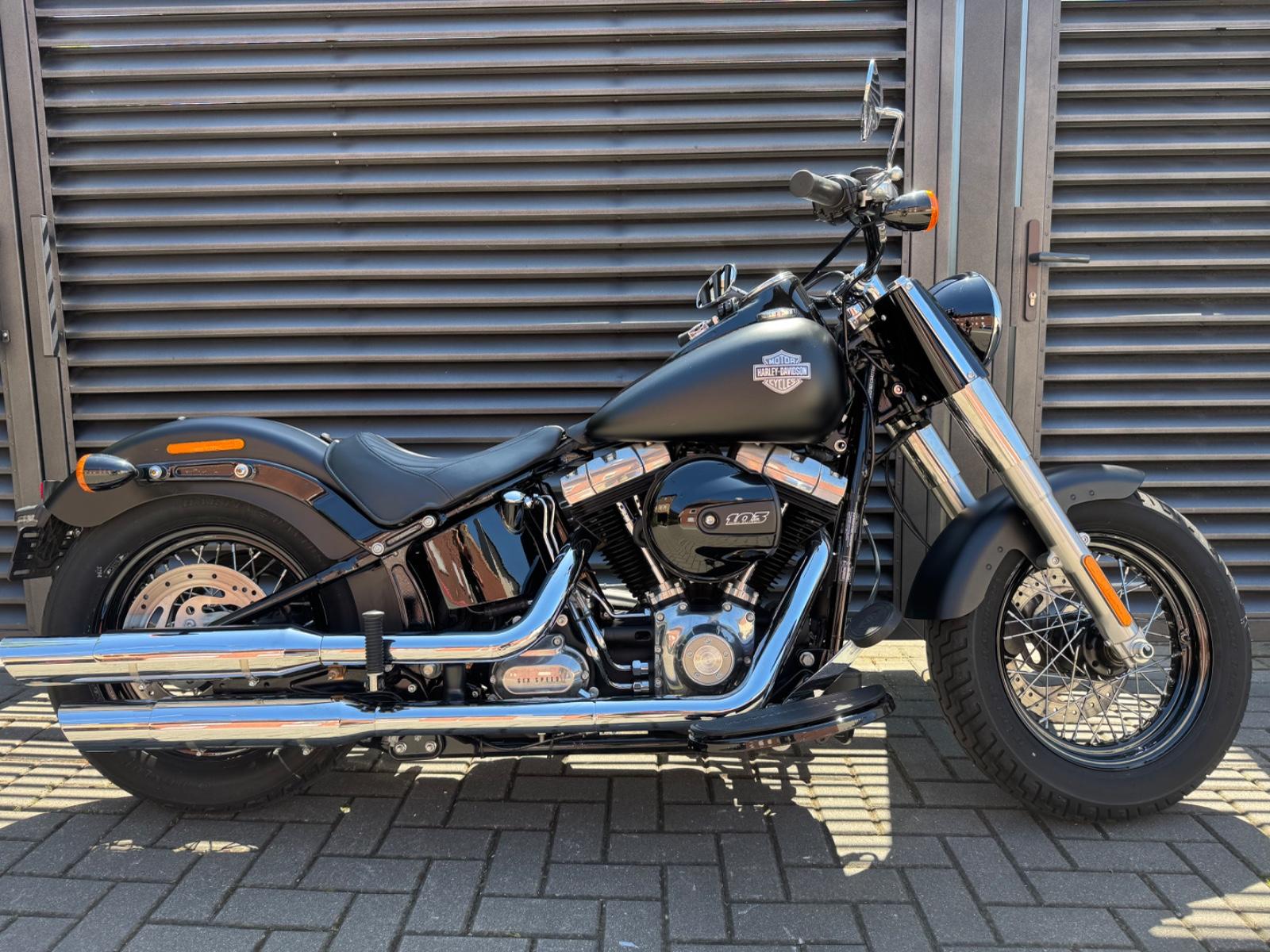 Harley-Davidson FLS Softail Slim  5HD1 nur 3000km | alles neu