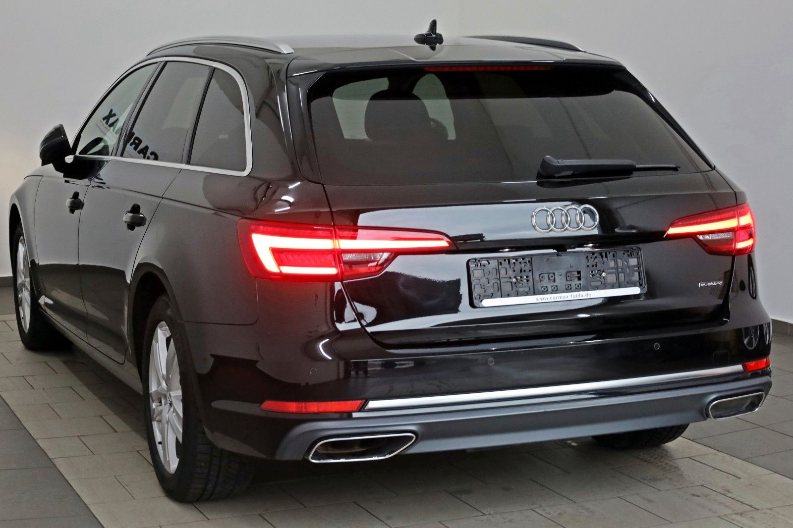 Fahrzeugabbildung Audi A4 Avant 40TDI quattro sport T.Leder,Navi,LED,SH