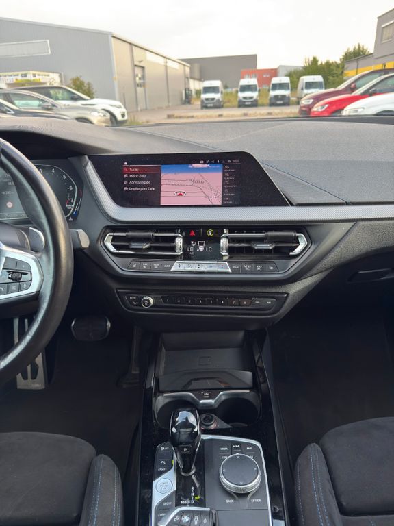BMW M235i - Bild 12